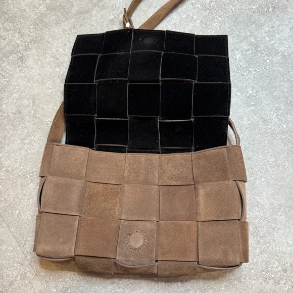 Isadora Woven Suede Leather Made in Italy Crossbody Purse in brown mousse - Picture 5 of 11